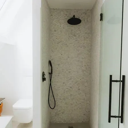Kozy Spacious Luxurious Semesterbostad
